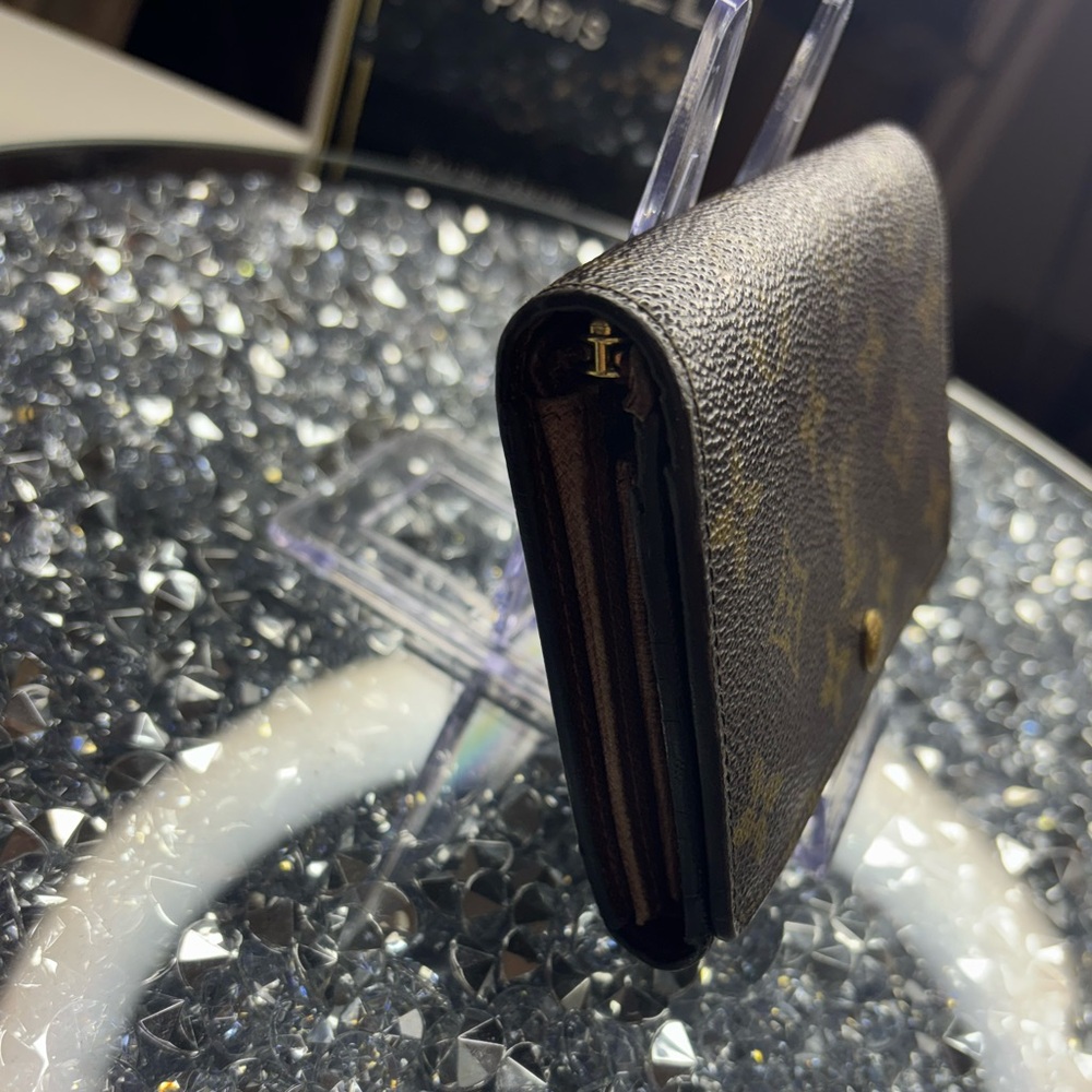 Louis Vuitton Monogram Porte Monnaie Tresor Wallet EUC - Picture 4 of 12